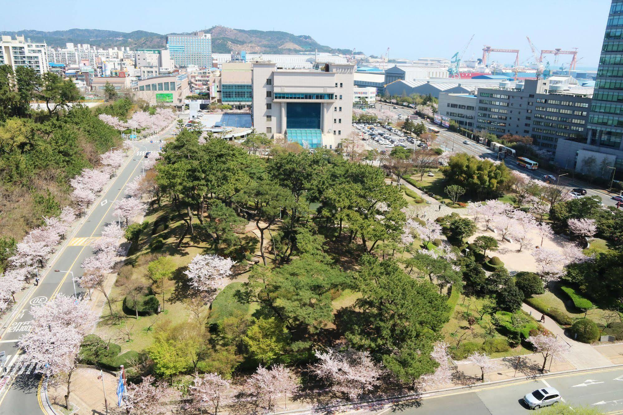 ホテル ヒュンダイ ウルサン 蔚山 エクステリア 写真